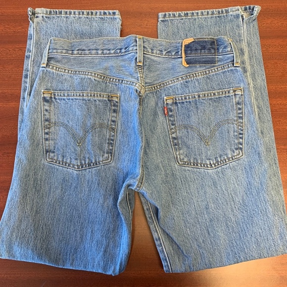 Vintage Men's 501 Levi's Mom Jeans - Picture 5 of 8